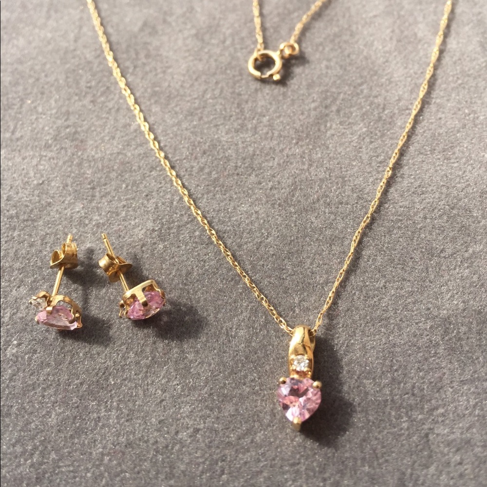 10k gold necklace and earrings set!